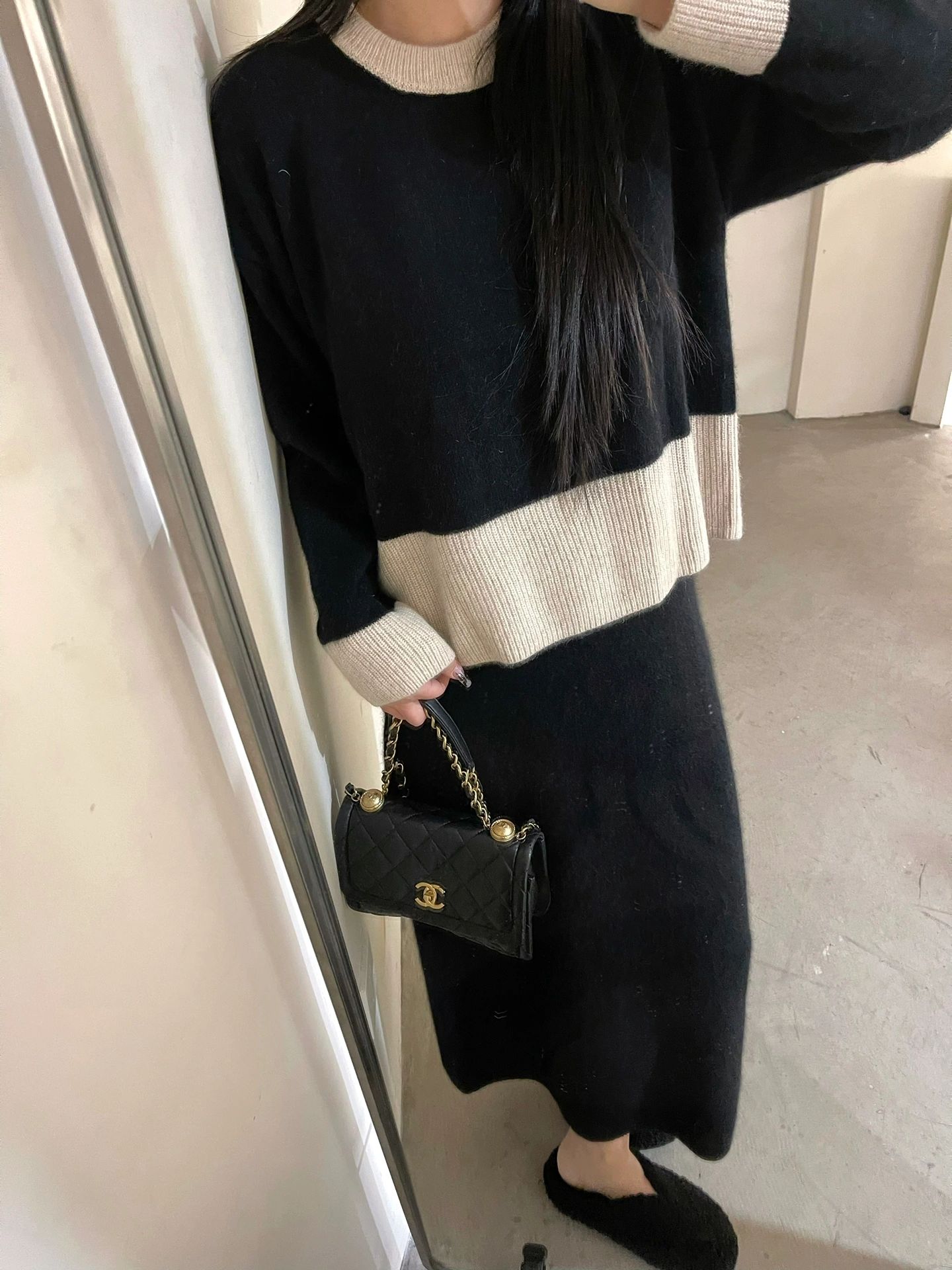 黑色浣熊絨內搭打底衫女秋冬撞色拼接針織毛衣中長款上衣加厚冬季