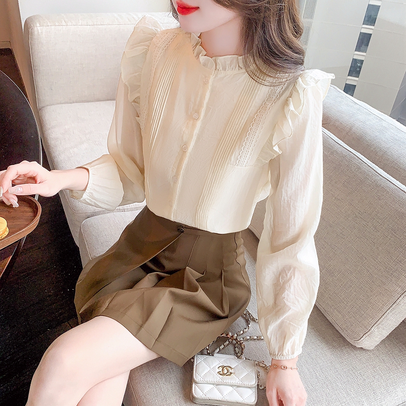 French Temperament Shirt 2024 Early Spring New Women's Autumn Palace Style Fungus Lace Shirt
