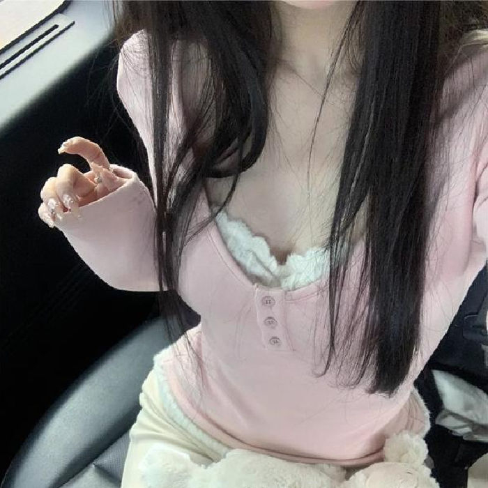 260 grams, 1*1 pure lust style splicing design, fake two-piece bottoming shirt, slim fit and sweet top T-shirt