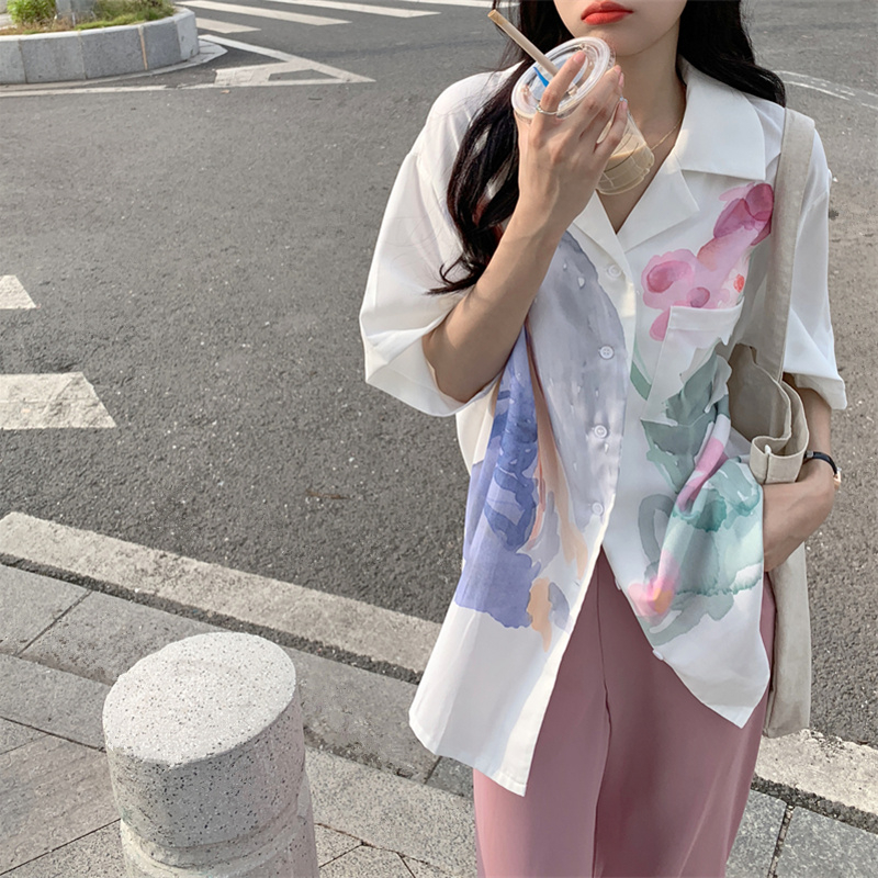 Retro Hong Kong style short-sleeved shirt for women summer new 2024 thin loose slimming printed top