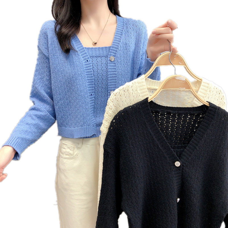 Suit hot girl short commuter knitted cardigan new solid color long-sleeved coat women's spring and autumn retro Hong Kong style sweater