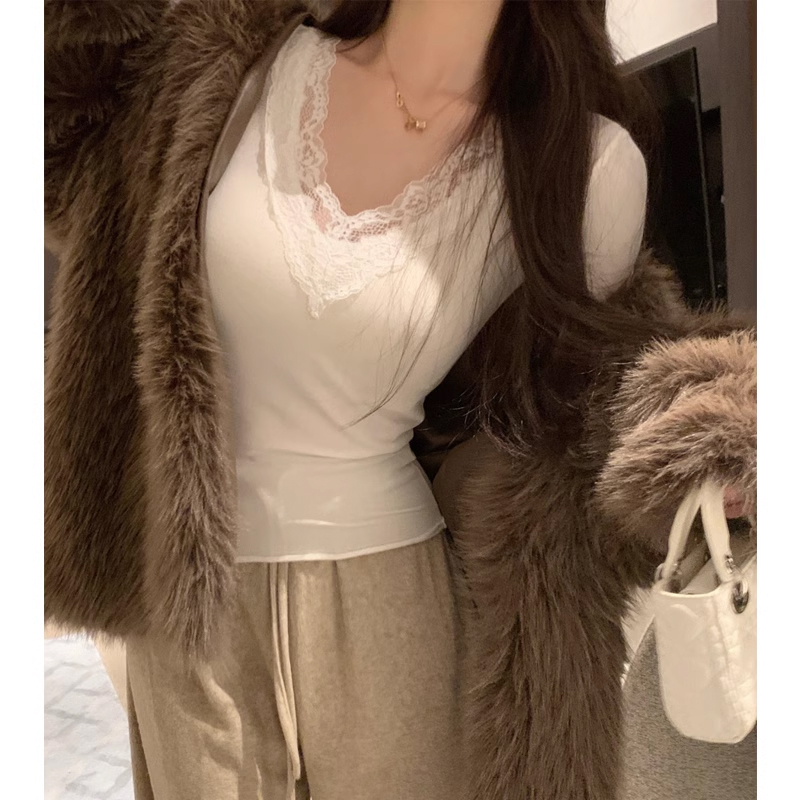Lace velvet bottoming shirt for women in autumn and winter 2024 new figure-shaping tea art style inner wear pure desire V-neck white top