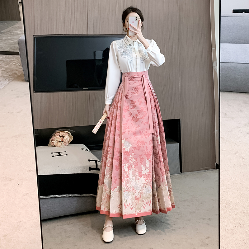 實拍 迪士尼瑪麗貓-貓咪圓舞曲 粉色馬面裙漢服女新中式國風套裝