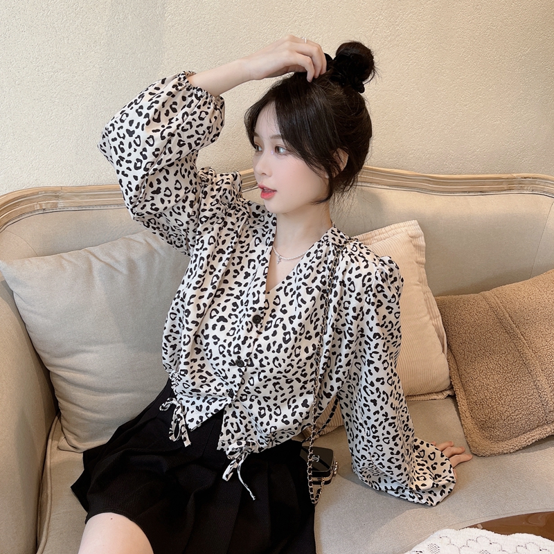 2024 spring new style real shot French V-neck retro leopard print chiffon sun protection shirt lace-up shirt M-4XL 200 catties
