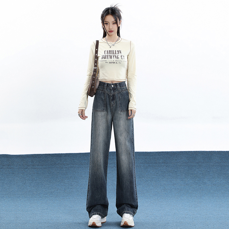 Actual shot of spring new 2024 high-waisted loose jeans for women, wide-legged, versatile, slimming trousers, floor-length trousers