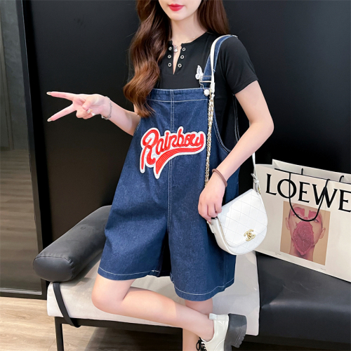 Real shot of denim overalls shorts for women spring and summer 2024 new Korean style design pants for small people