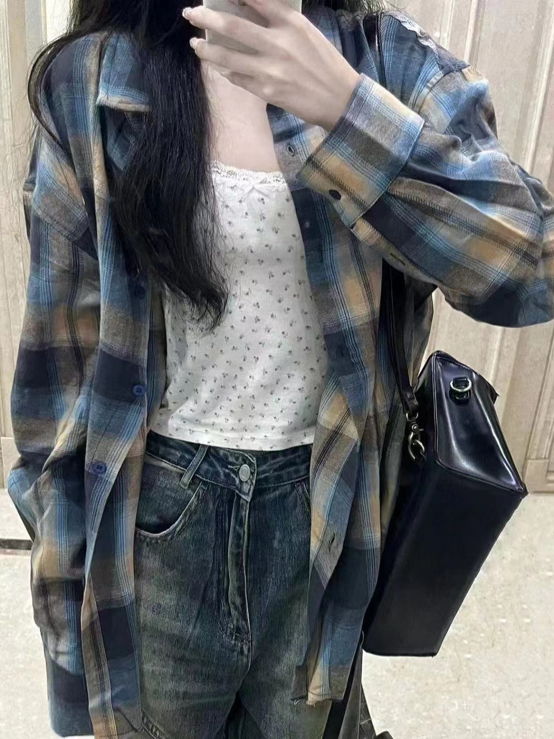 春夏復古格子長袖襯衫女2024新款美式休閒情侶撞色格紋襯衣