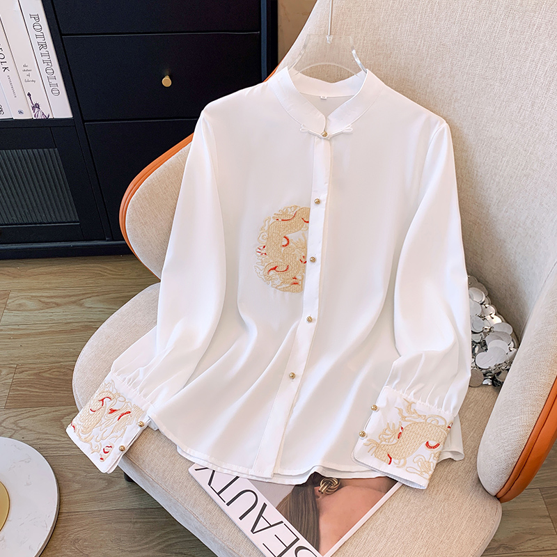 New Chinese style heavy industry embroidered shirt for women 2024 spring western style retro temperament plate button stand collar embroidered shirt