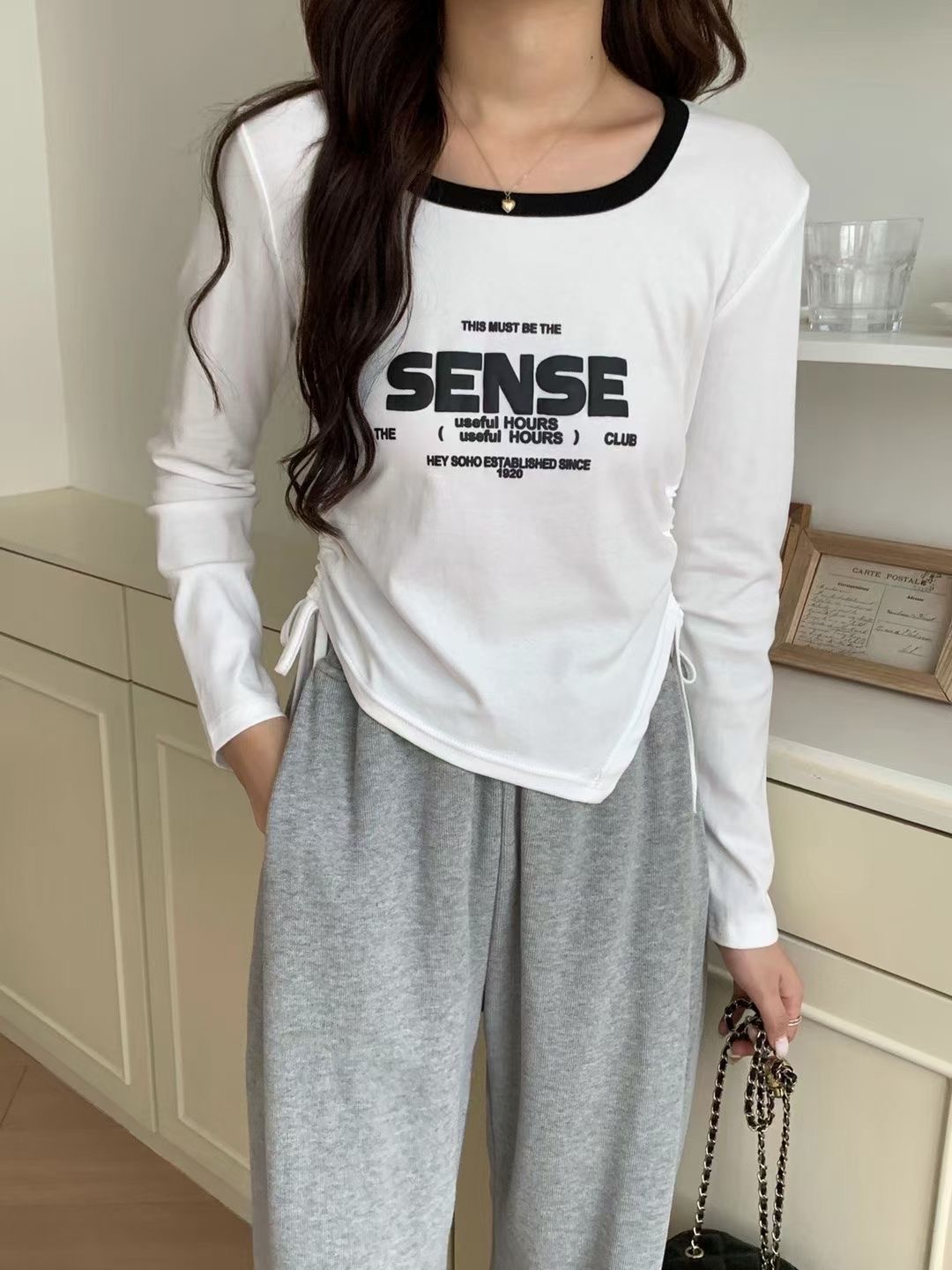 2024 early spring new style irregular drawstring shoulder T-shirt design slimming short top