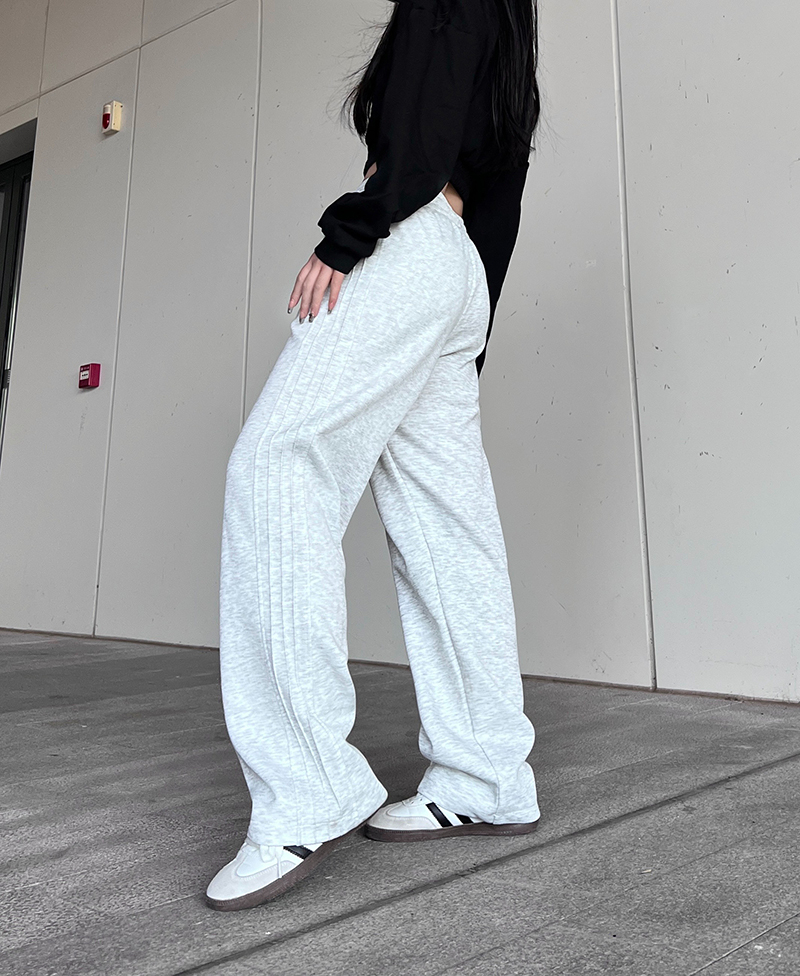 Real shot of Chinese cotton composite gray sweatpants ins loose casual sports pants American niche straight floor mopping pants