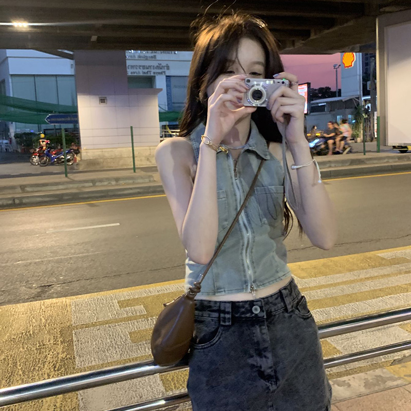 泰式無袖掛脖坎肩牛仔背心女夏外穿甜辣chic性感短款辣妹抹胸上衣