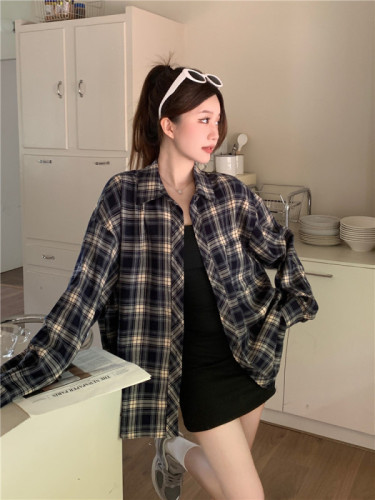 Actual shot of 2024 new spring plaid shirt for women, lazy style loose shirt, cardigan jacket, long-sleeved top