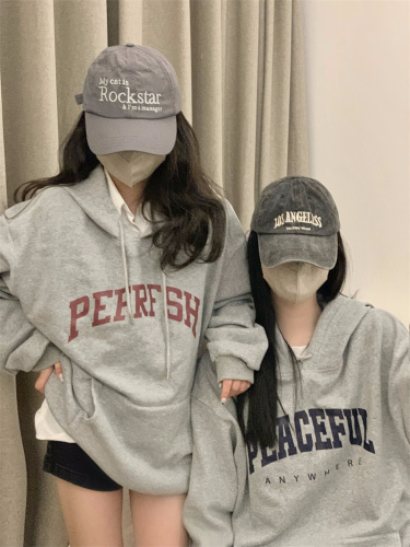 Real shot of pure cotton gray American retro letter hooded velvet sweatshirt for women 2024 loose lazy style jacket