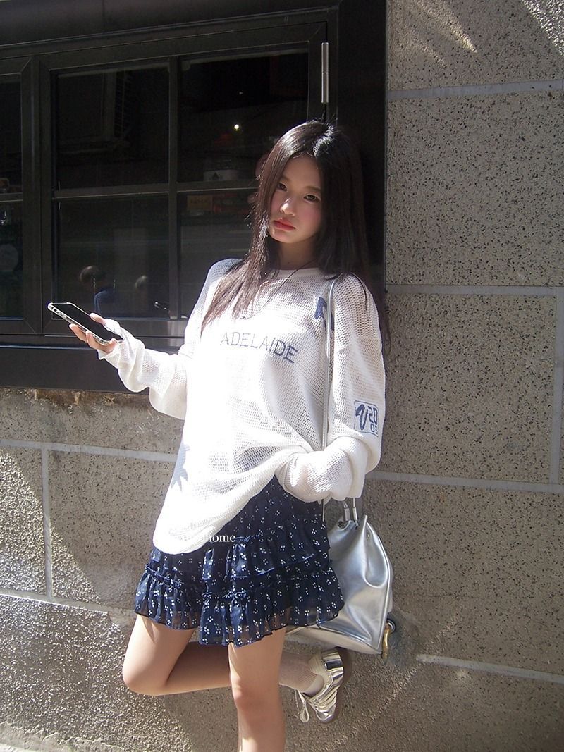 Front and back letter print design hollow top summer thin long-sleeved T-shirt women's casual Korean style sun protection cover-up