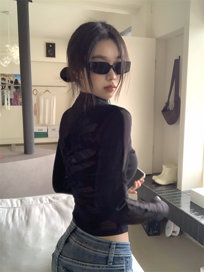 Real shot of half turtleneck mesh splicing bottoming shirt for women in autumn and winter with sexy design and pure lust top for hot girls