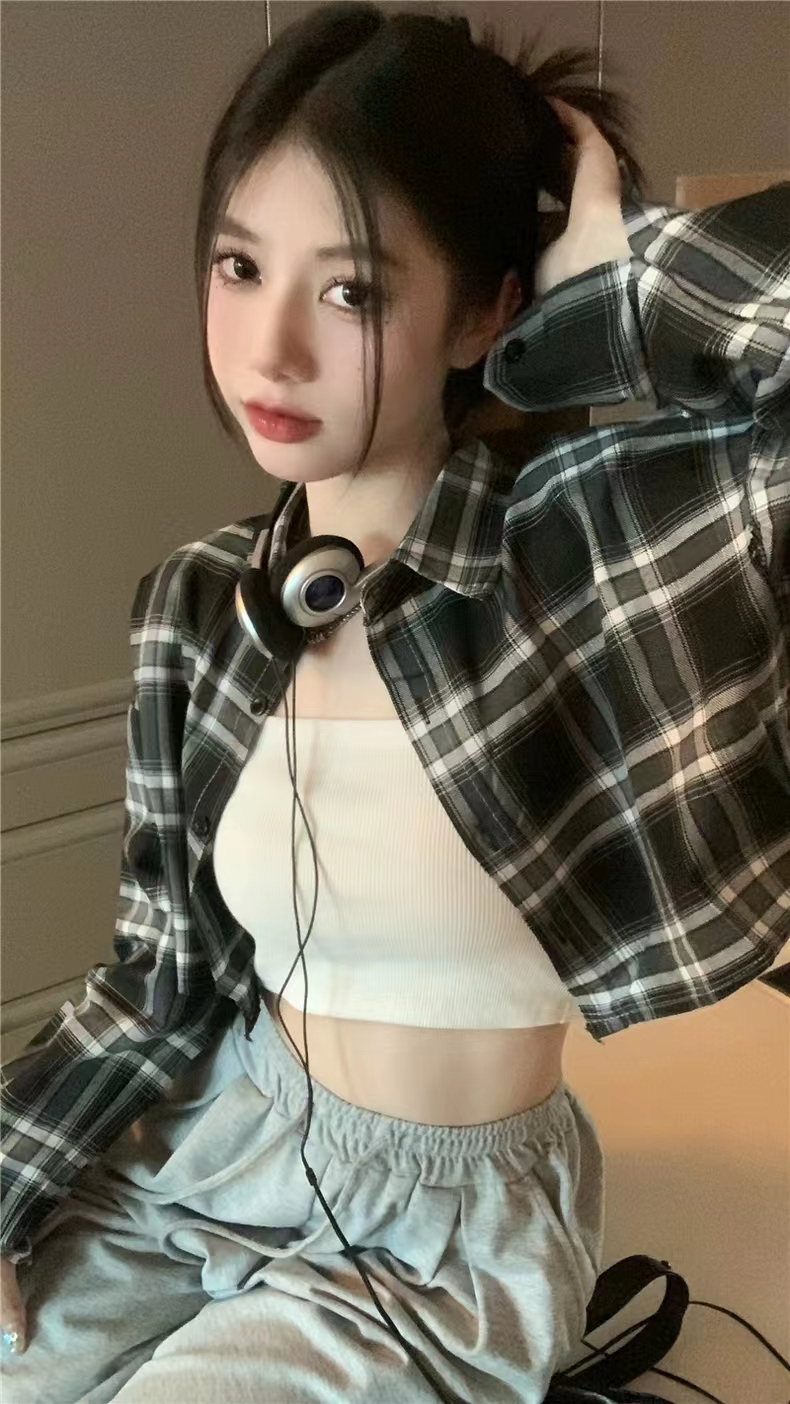 美式復古格紋襯衫女早秋長袖襯衣氣質百搭短款開衫外套上衣
