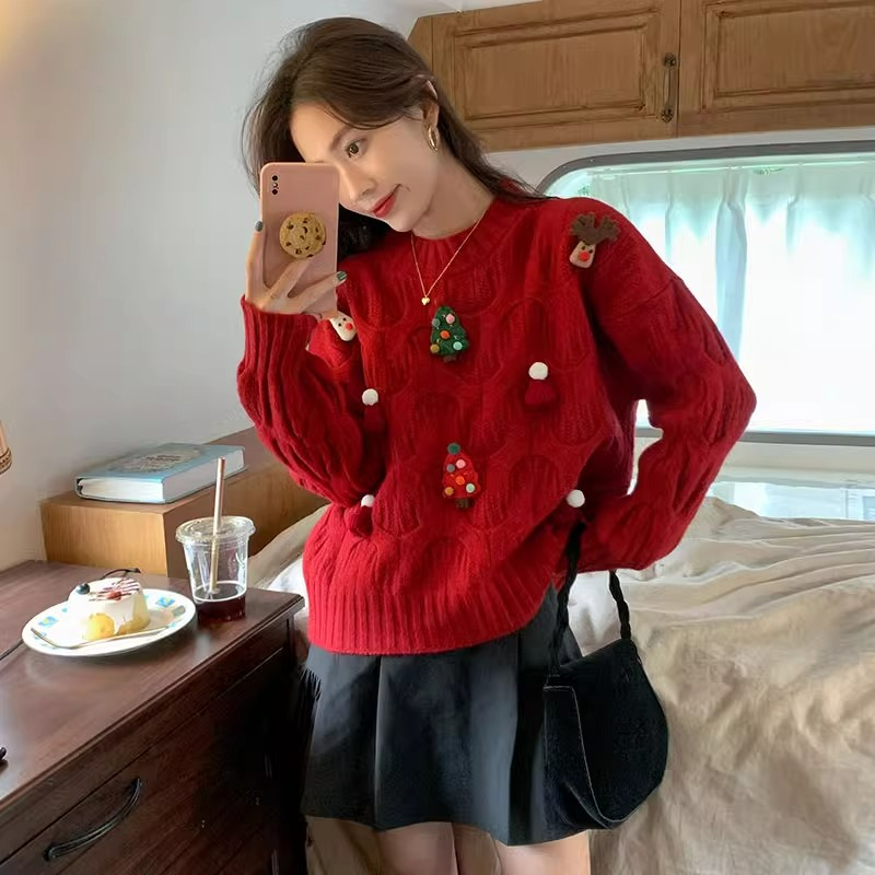 Sheep wool New Year and Christmas red sweater for women with a western style loose slimming sweater top