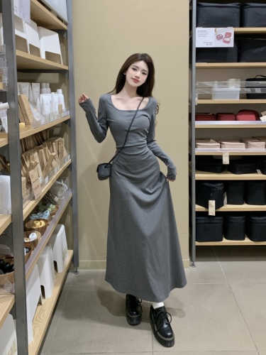 Real shot of plus size women's fat mm dress 2024 spring new French gray knitted bottoming hip long skirt