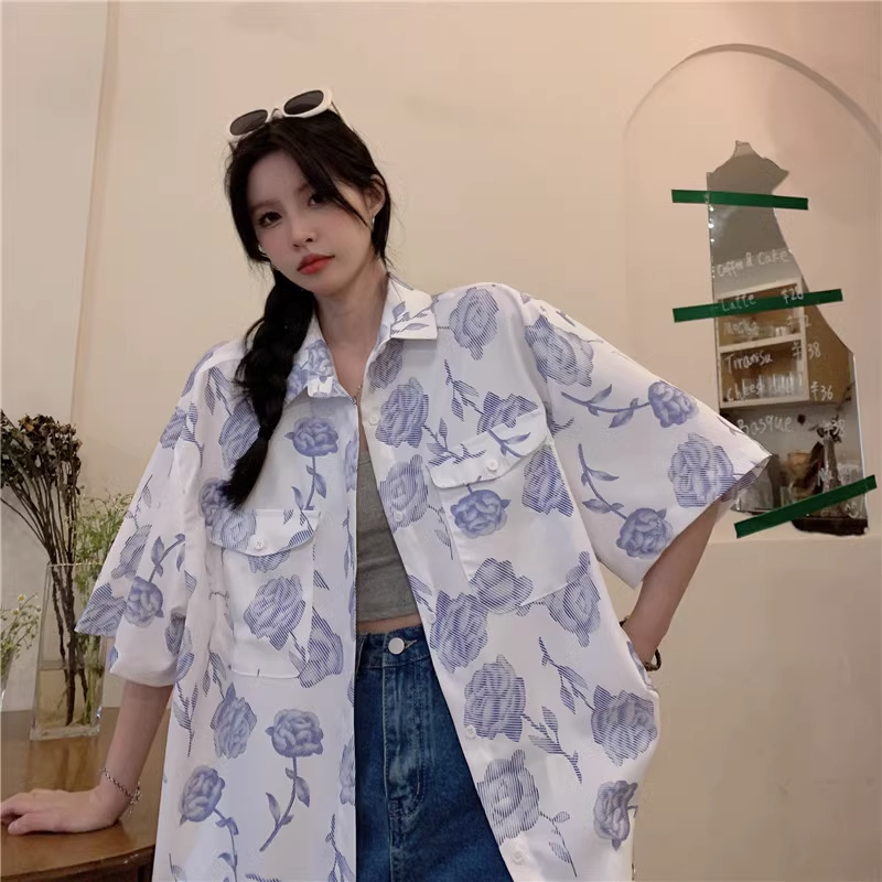 Real shot 2024 white shirt lazy style summer thin design niche polo shirt short-sleeved top