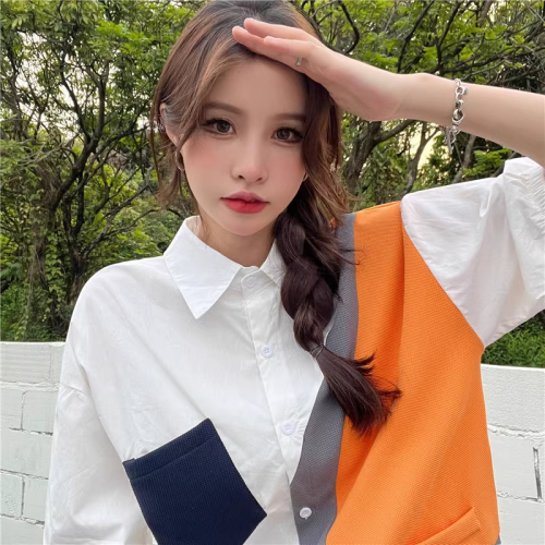 Actual shot of 2024 spliced ​​contrasting color short-sleeved shirts, elegant, high-end, age-reducing shirts, slimming tops, trendy tops
