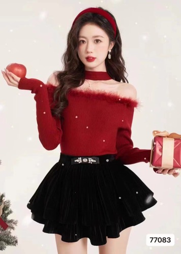 Winter new Korean style sweater design, versatile one-shoulder slimming sweater, Christmas hot girl sweater