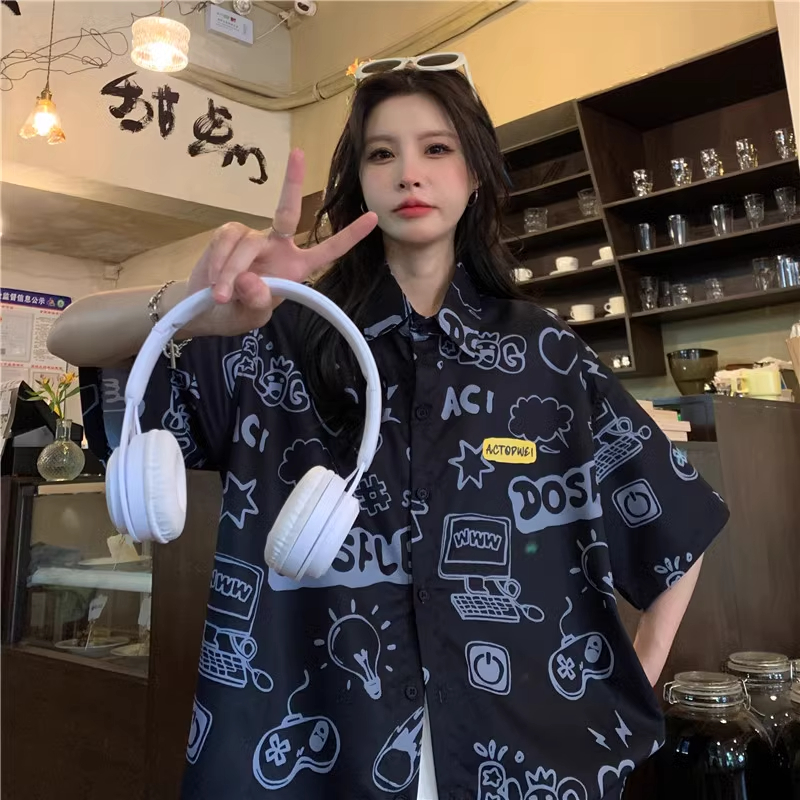 Real shot 2024 American style all-over design niche shirt loose college style couple short-sleeved top