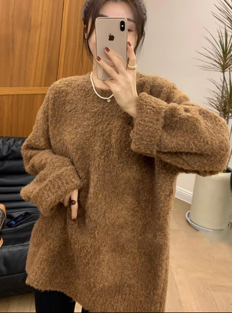 Korean style round neck long sleeve pullover sweater for women autumn and winter new loose slimming soft waxy sweater top