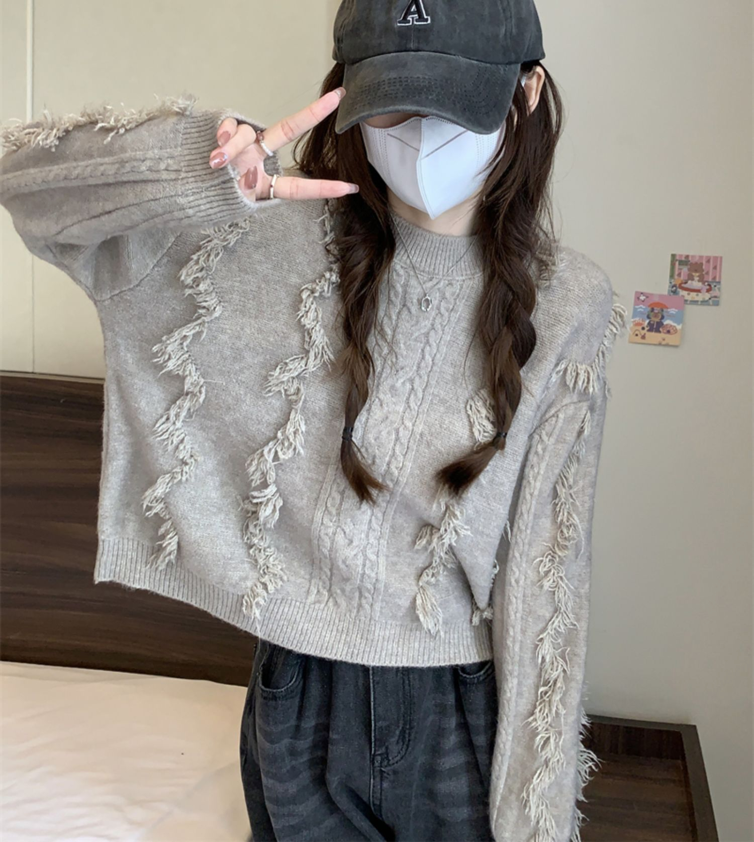 Korean style design tassel short sweater for women in spring, autumn and winter, loose and versatile inner casual sweater top