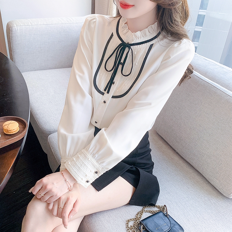 Berlin's Daughter/French style blouse with unique and beautiful design 2024 spring and autumn new palace style long-sleeved top