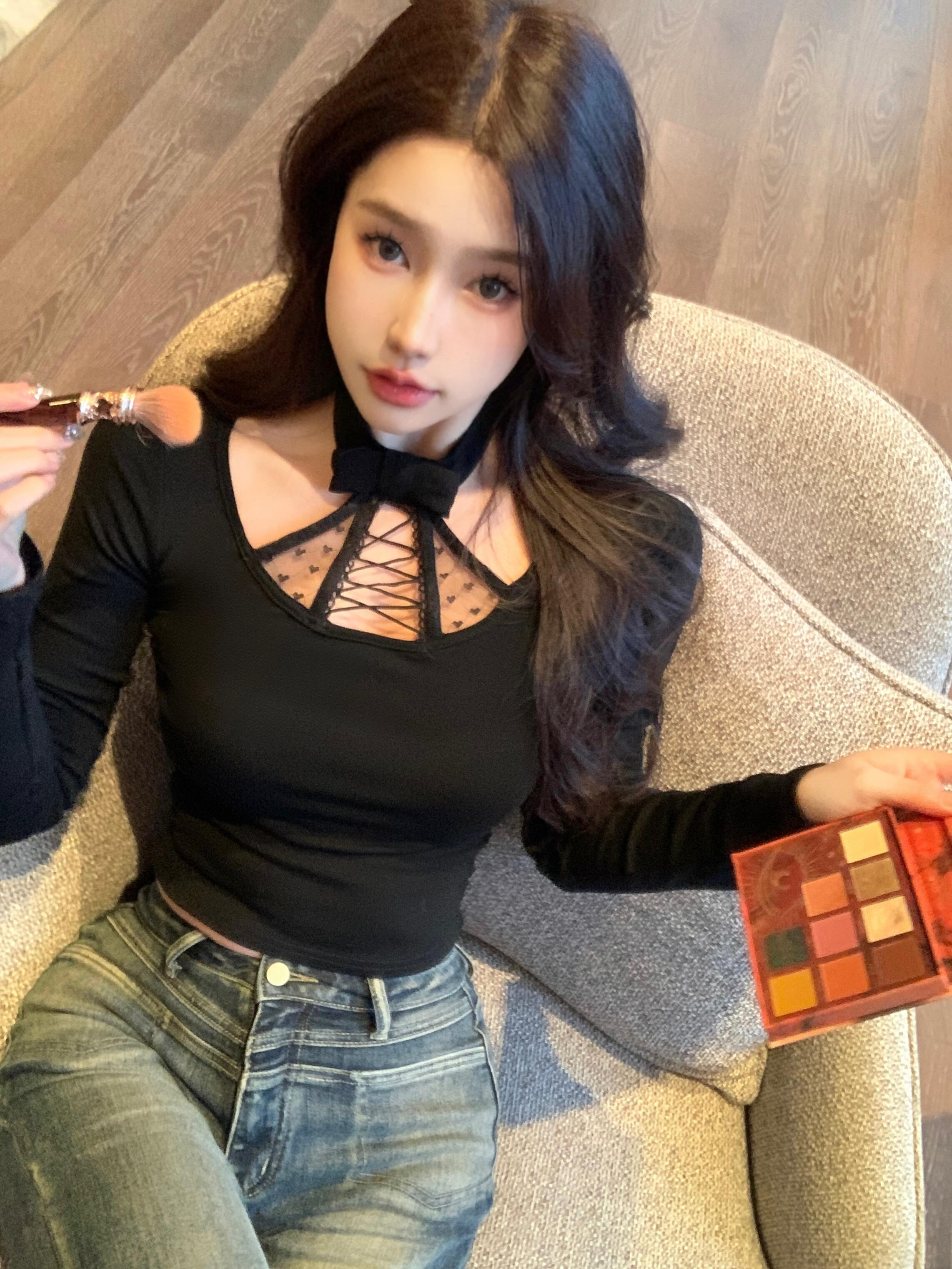 Real shot of spliced ​​halter neck long-sleeved T-shirt for women in autumn and winter, waist slimming inner layering top with bottoming shirt