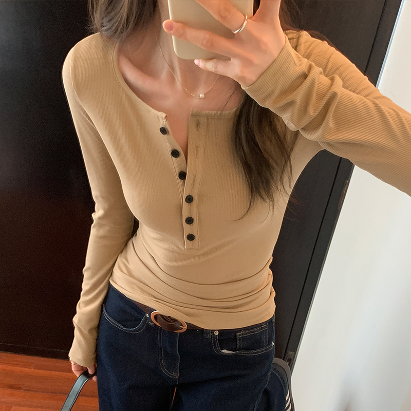 Actual pictures of French short solid color threaded long-sleeved T-shirts for women in autumn and winter new slim and versatile tops