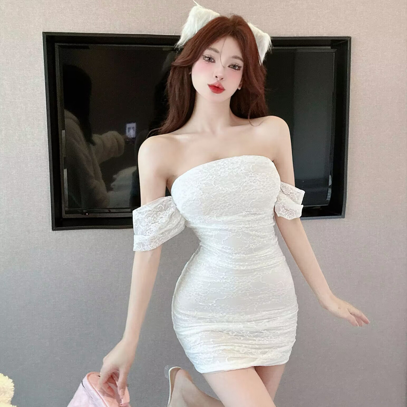Real shot of pure lust sexy sweet hottie lace one-shoulder dress female slim bottoming hip-covering tube top short skirt