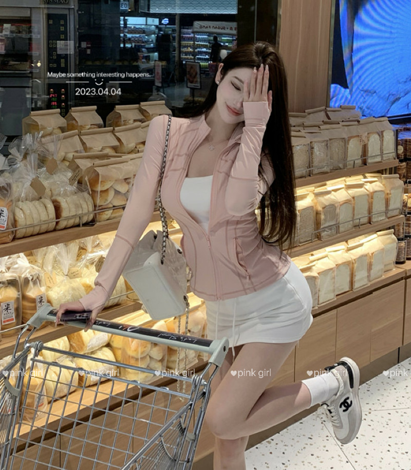 實拍修身顯瘦上衣女春夏純色百搭休閒瑜伽外套+休閒運動半裙