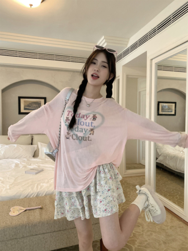 Korean style thin love letter printed long-sleeved pink T-shirt for women with loose design, slim and casual