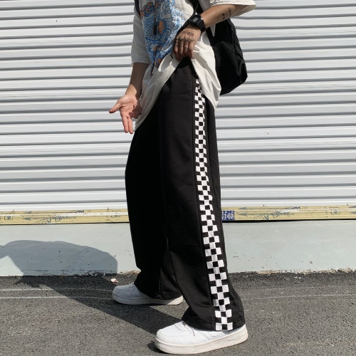 Actual shot of 2024 spring and autumn new Korean ins black and white checkered casual pants, loose slimming wide-leg pants for students and men, trendy