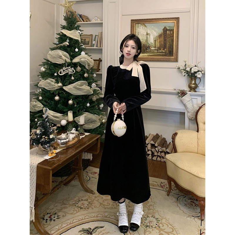泡泡袖絲絨連衣裙女秋冬新款富家千金收腰顯瘦中長款長袖裙子