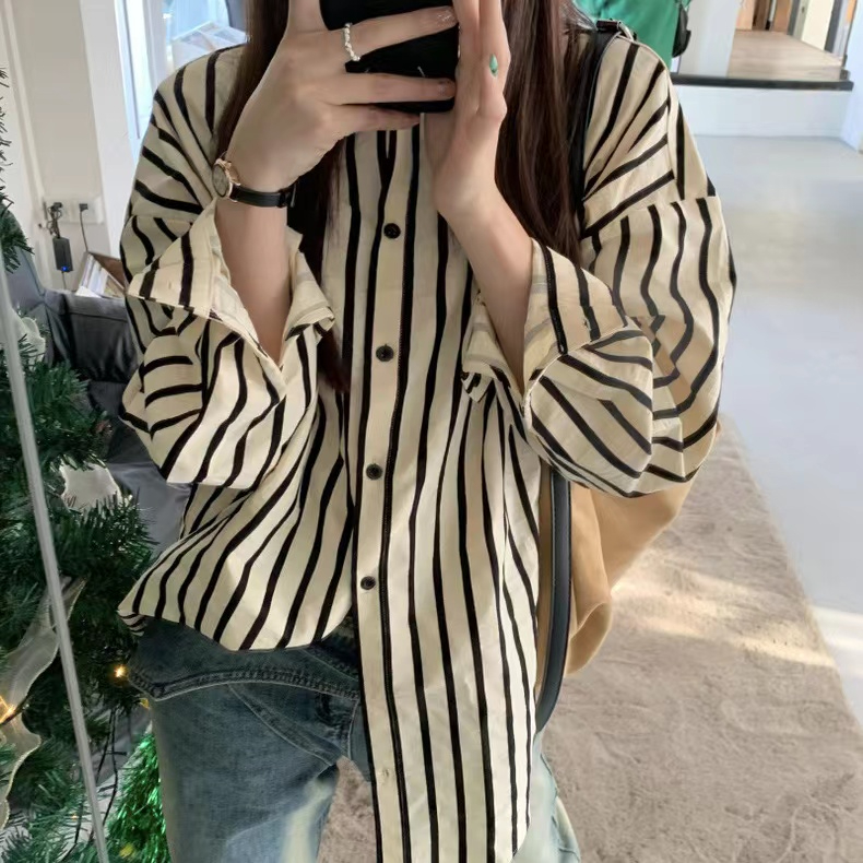 Striped temperament shirt early spring retro 2024 new loose fashion niche versatile long-sleeved shirt for women