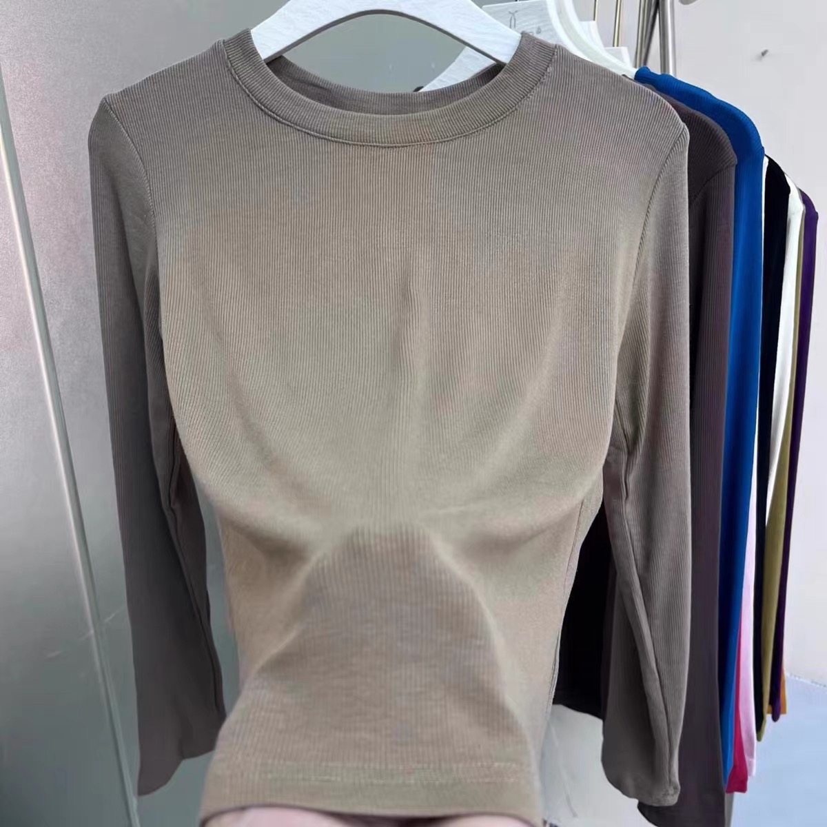 2024 Early Autumn New Round Neck Threaded Bottoming Shirt Women's Basic Long Sleeve T-Shirt Slim Top Versatile T-shirt 7