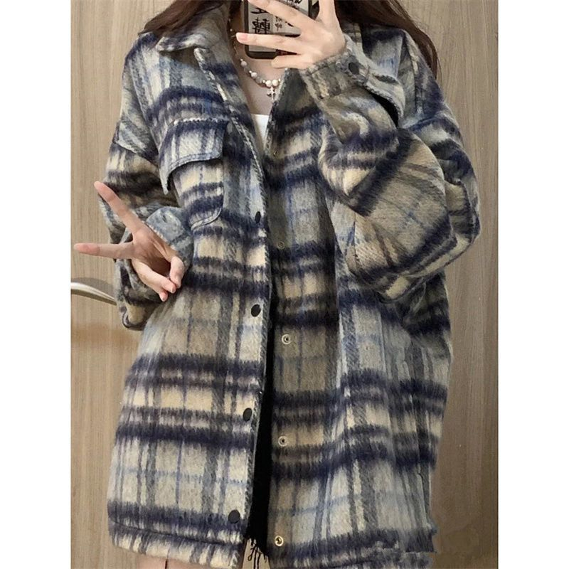 High-quality 2024 early spring woolen plaid coat for women, versatile cardigan jacket, retro shirt, high-end feel