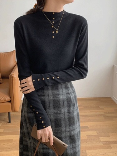 Half turtleneck knitted bottoming shirt for women in spring and autumn, new temperament, foreign style, loose stand-up collar sweater, outer top