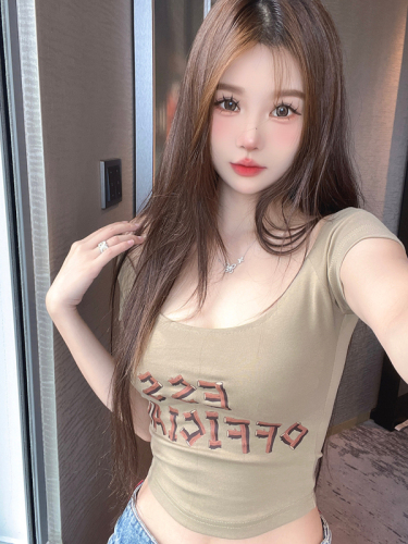 韩版美式字母印花上衣夏短袖方领修身显瘦短款设计感t恤
