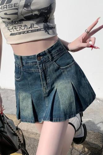 Real shot of retro blue denim short skirt for women 2024 new high waist anti-exposure American A-line pleated hip skirt