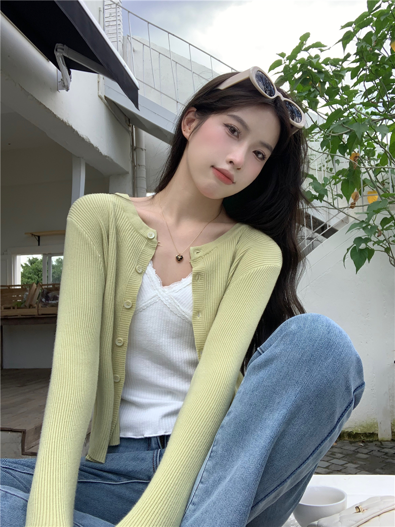 Real shot new early spring Korean style round neck short long sleeve knitted cardigan loose sweater jacket