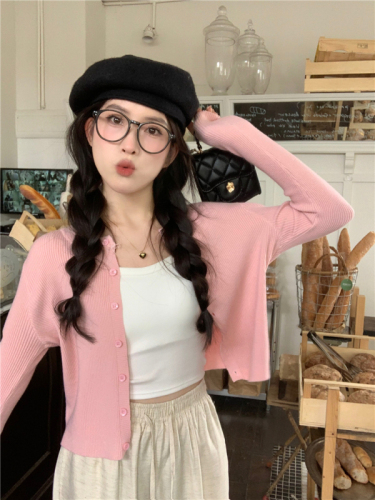 Real shot new early spring Korean style round neck short long sleeve knitted cardigan loose sweater jacket