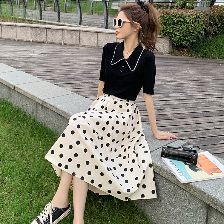 Salt style light mature style suit for women, fashionable summer short-sleeved polka dot skirt two-piece set