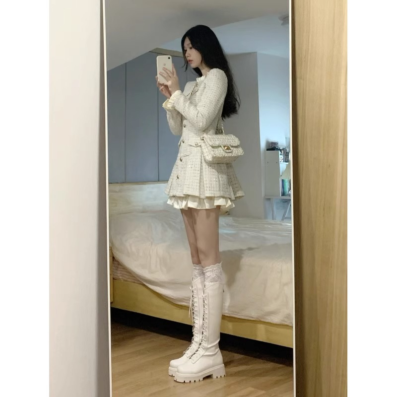 白色桔梗法式小香風連衣裙女2024早春季新款氣質茶里茶氣別致裙子