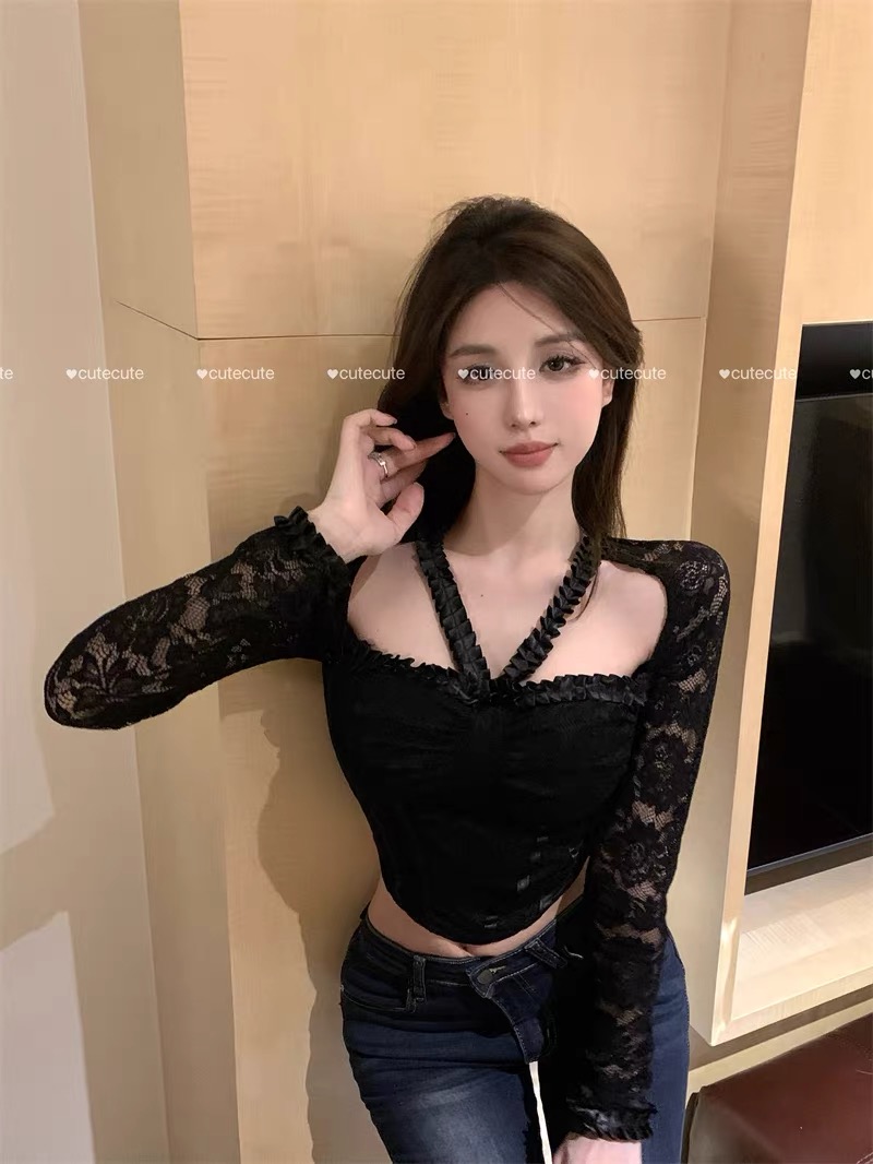 純欲辣妹性感鏤空上衣女早春顯身材別致絕美帶胸墊蕾絲打底衫內搭