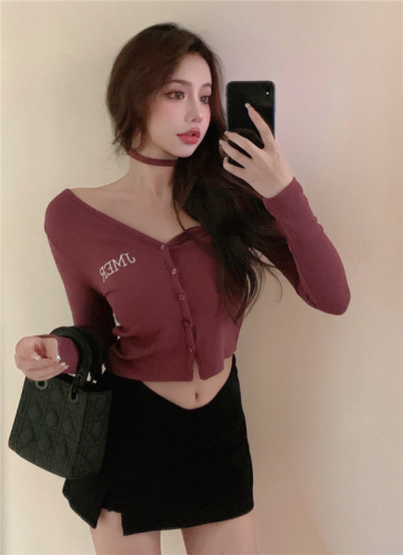 Spring sexy halter neck fufu long-sleeved T-shirt taro purple sweet spicy top short one-shoulder fishbone bottoming shirt