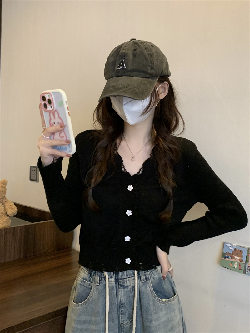 Real shots of a large number of new French-style inner sweet knitted high-end chic tops for women