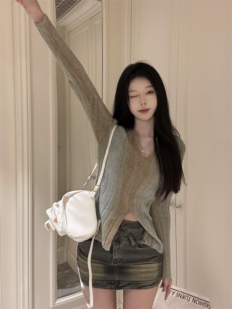 Real shot 2024 new pullover gradient tie-dye striped sweater versatile slimming V-neck sweater for women